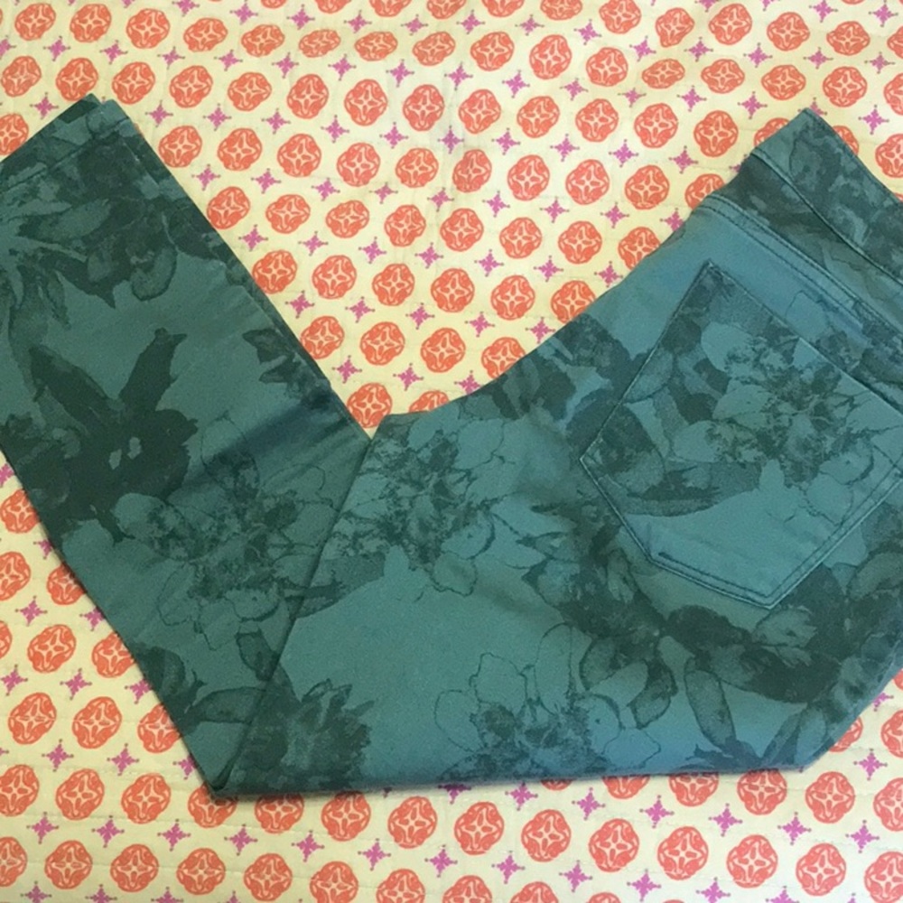Massimo Premium floral jeans size  6